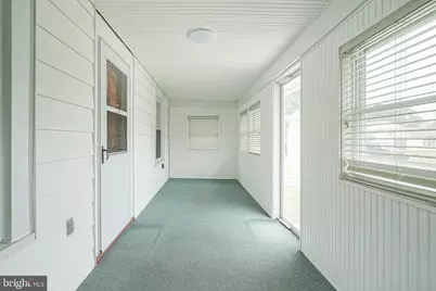 616 Billings Avenue, Paulsboro, NJ 08066 - Photo 4