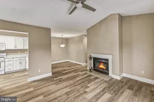 412 Atlanta Court, Sewell, NJ 08080 - Photo 2