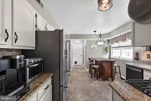 381 Bryn Mawr Dr, Monroe Township, NJ 08094 - Photo 16