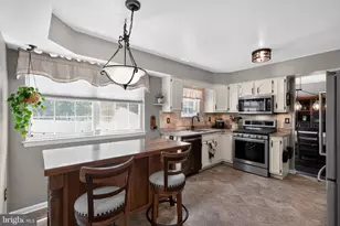 381 Bryn Mawr Dr, Monroe Township, NJ 08094 - Photo 20