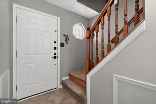 381 Bryn Mawr Dr, Monroe Township, NJ 08094 - Photo 8