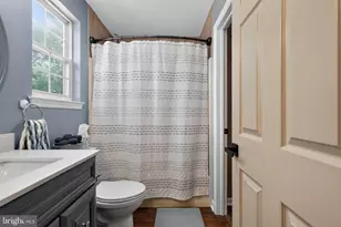 381 Bryn Mawr Dr, Monroe Township, NJ 08094 - Photo 36