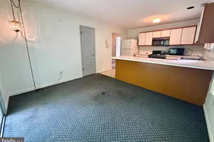 574 Barbados Dr, Monroe Township, NJ 08094 - Photo 8