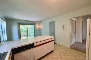 574 Barbados Dr, Monroe Township, NJ 08094 - Photo 6