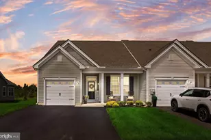 29 Queensferry Dr, Monroe Township, NJ 08094 - Photo 1