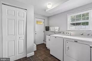 28 Cherry Ln, West Deptford, NJ 08096 - Photo 16
