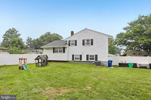 28 Cherry Ln, West Deptford, NJ 08096 - Photo 18