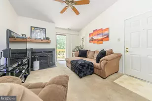 132 Ashton Ct, West Deptford Township, NJ 08051 - Photo 4