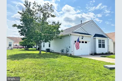 614 Barbados Drive, Monroe Township, NJ 08094 - Photo 2