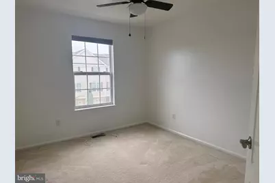 121 Acorn Drive, East Greenwich Township, NJ 08061 - Photo 2