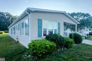 474 Edgemont Dr, Monroe Township, NJ 08094 - Photo 2