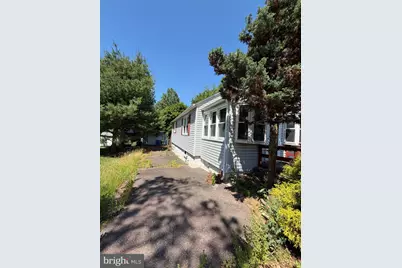 304 Pine Street, Washington Township, NJ 08012 - Photo 4