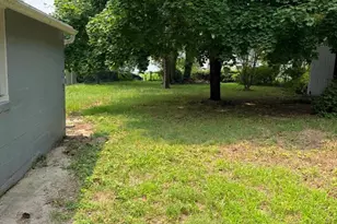 304 Pine St, Washington Township, NJ 08012 - Photo 8