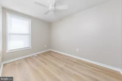 97 N Queen, West Deptford Township, NJ 08086 - Photo 14