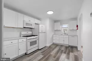 302 N Main St, Glassboro, NJ 08028 - Photo 8