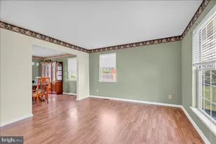 35 Birchly Ct, West Deptford, NJ 08093 - Photo 2