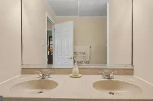 235 Forrest Dr, Blackwood, NJ 08012 - Photo 14