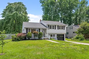 335 Myrtle Ave, Woodbury, NJ 08096 - Photo 2