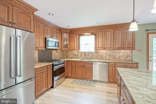 1564 Sunnyhill Ave, Monroe Township, NJ 08094 - Photo 12