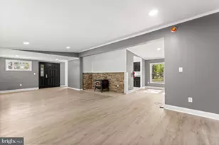 2711 S Shore Dr, Monroe Township, NJ 08094 - Photo 28