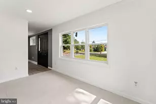 2711 S Shore Dr, Monroe Township, NJ 08094 - Photo 16