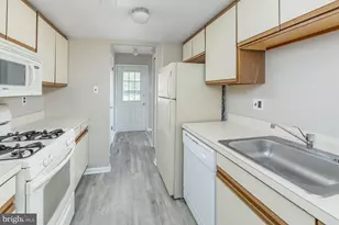 832 St Regis Ct, West Deptford, NJ 08051 - Photo 6