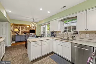 11 Long Bow Dr, Sewell, NJ 08080 - Photo 8