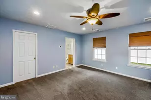 11 Long Bow Dr, Sewell, NJ 08080 - Photo 16
