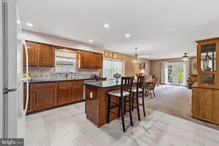 22 Bear Creek Dr, Mantua, NJ 08051 - Photo 8