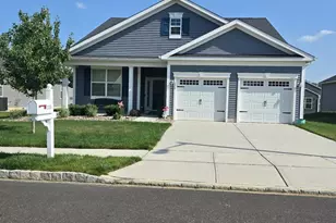 228 Kippen Dr, Monroe Township, NJ 08094 - Photo 2
