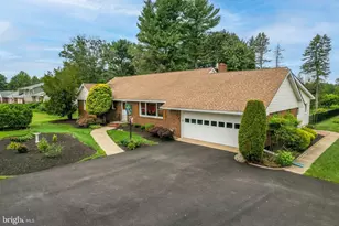 806 Lambs Rd, Harrison Township, NJ 08062 - Photo 2