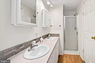 209 Sunnyside Ln, Monroe Township, NJ 08094 - Photo 10