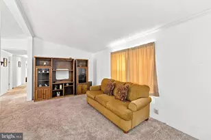 209 Sunnyside Ln, Monroe Township, NJ 08094 - Photo 6