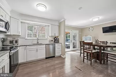 148 Holly Parkway, Monroe Township, NJ 08094 - Photo 8