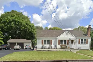 478 Center St, Sewell, NJ 08080 - Photo 2