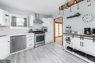160 E Broad St, Greenwich Township, NJ 08027 - Photo 6