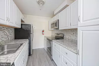 28 Birchwood Court, West Deptford, NJ 08066 - Photo 4