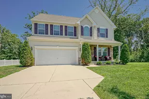 14 Violet Ct, Woodbury, NJ 08096 - Photo 1