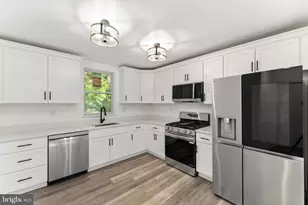 353 Florence Blvd, Monroe Township, NJ 08094 - Photo 10