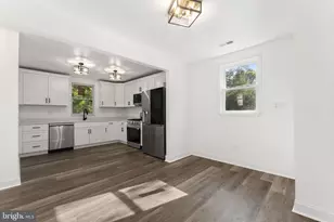 353 Florence Blvd, Monroe Township, NJ 08094 - Photo 6