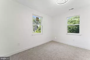 353 Florence Blvd, Monroe Township, NJ 08094 - Photo 18