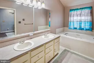 117 Stone Henge, Swedesboro, NJ 08085 - Photo 16
