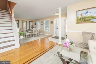 115 Stone Henge Dr, Swedesboro, NJ 08085 - Photo 2