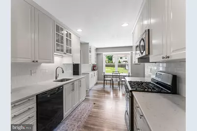 6 Margaux, West Deptford, NJ 08096 - Photo 8