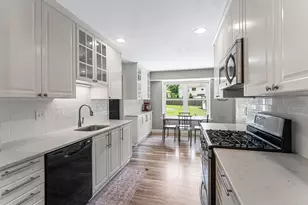 6 Margaux, West Deptford, NJ 08096 - Photo 8