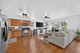 111 Red Bud Ln, Mantua, NJ 08051 - Photo 2
