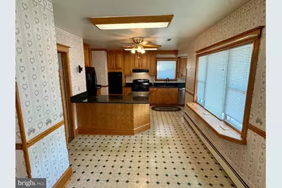 300 Asbury Avenue, National Park, NJ 08063 - Photo 10