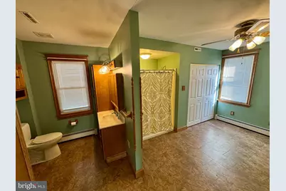 300 Asbury Avenue, National Park, NJ 08063 - Photo 16