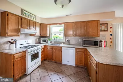 35 Williamsburg Court, Glassboro, NJ 08028 - Photo 8