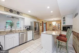 109 Chadds Ford Ct, Sewell, NJ 08080 - Photo 8